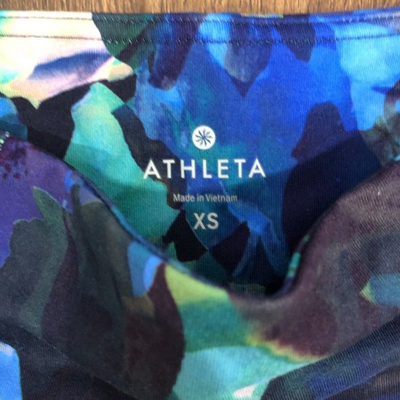 Athleta Women's Sz XS Mystique Chaturanga Capri Leggings Mesh 212389-01 - Picture 8 of 11